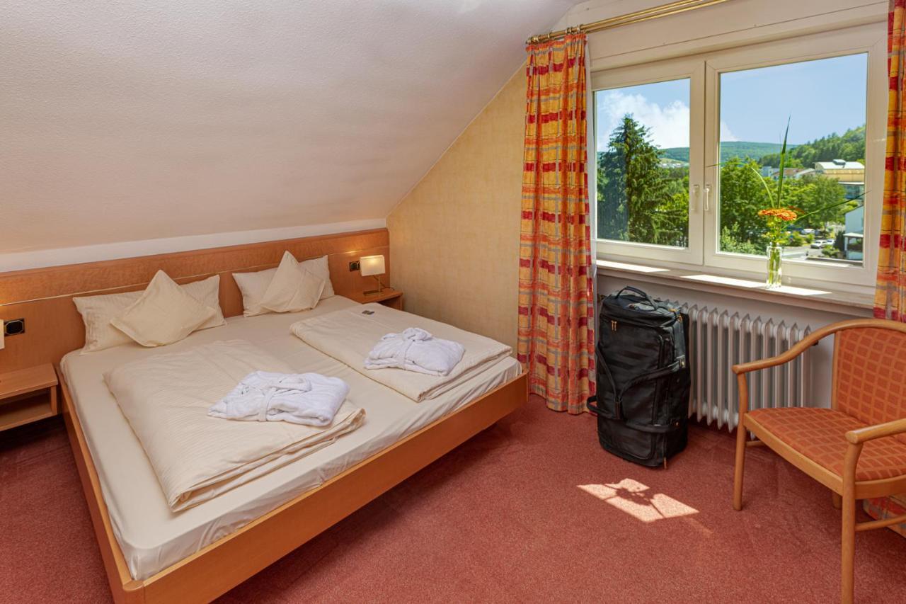 Kishotel Am Kurpark Bad Soden-Salmuenster Exterior photo