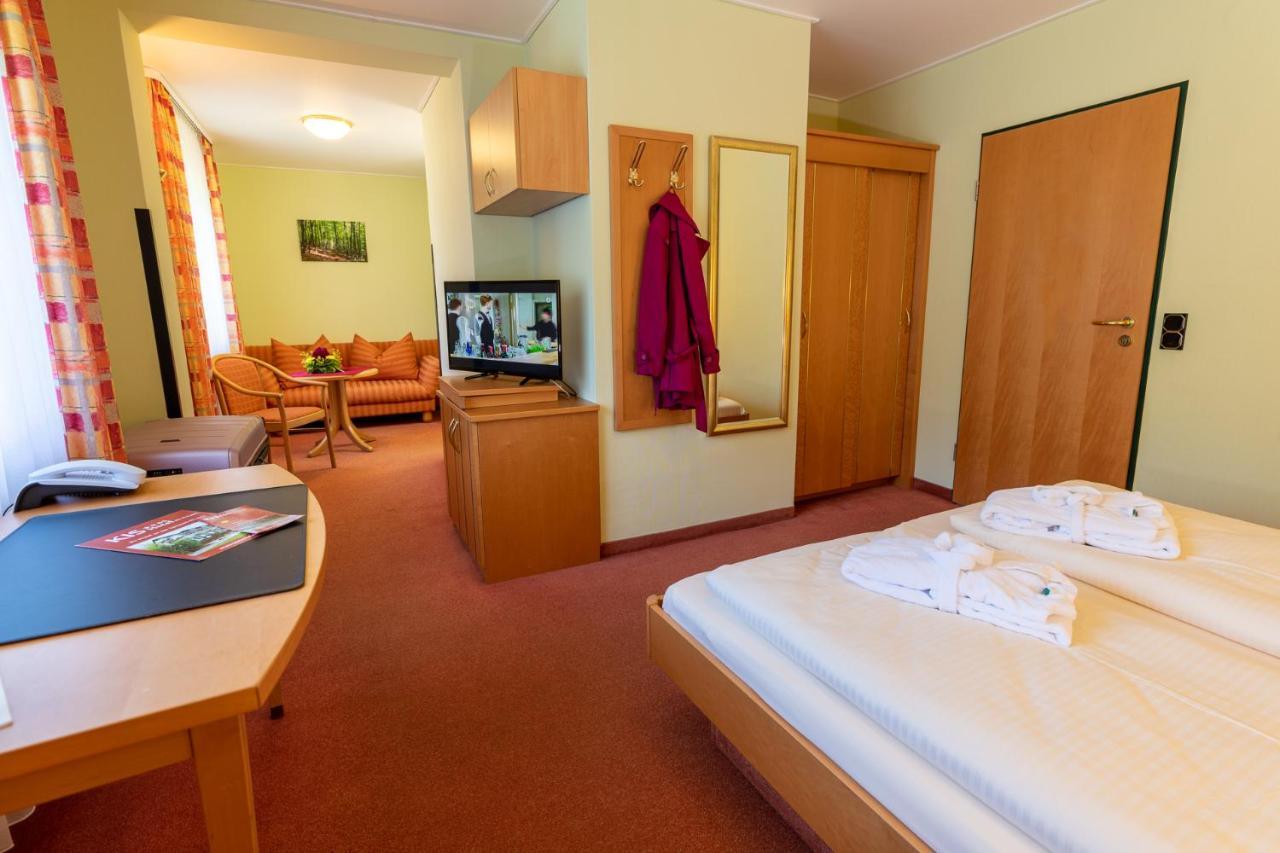 Kishotel Am Kurpark Bad Soden-Salmuenster Exterior photo